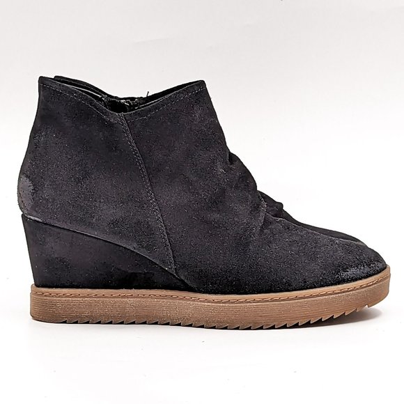 Sofft Women Siri Side Zip Distressed Black Suede Wedge Boots Size 10 - Picture 9 of 11